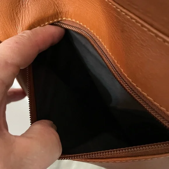 Vintage 90’s Essa Genuine Leather Camel Brown Crossbody Satchel Chest Bag - Picture 9 of 12